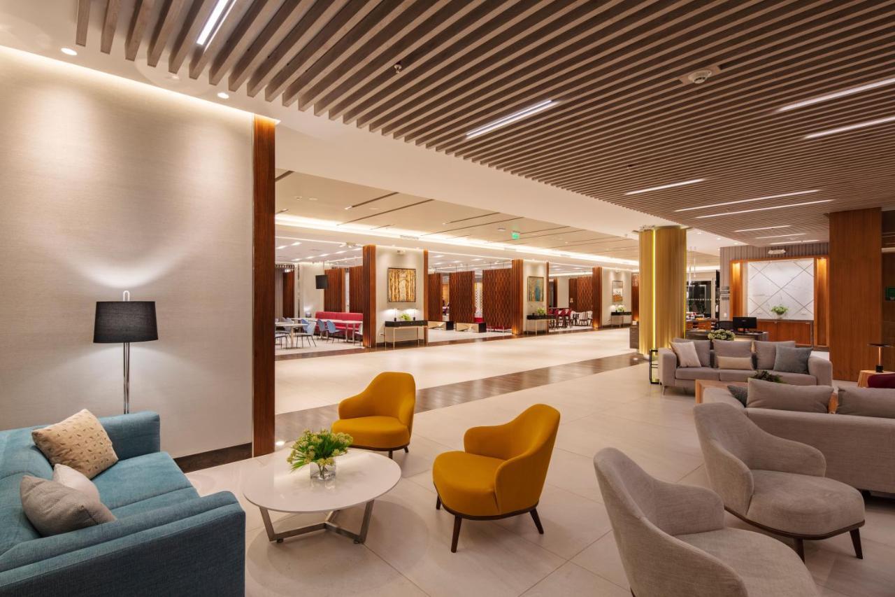 Holiday Inn - Quito Airport By Ihg Tababela Exterior foto The lobby of the hotel