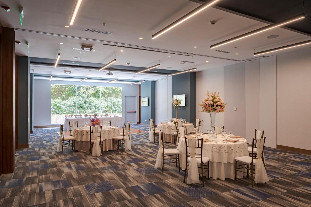 Holiday Inn - Quito Airport By Ihg Tababela Exterior foto The Westin San Jose